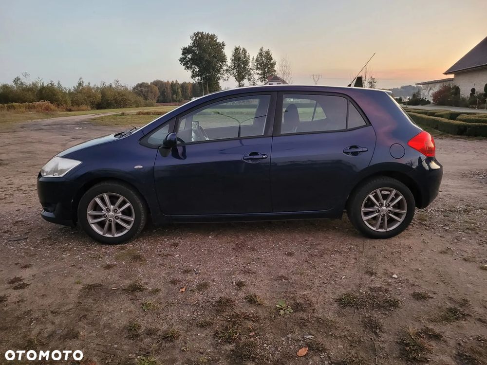 Toyota Auris - 3