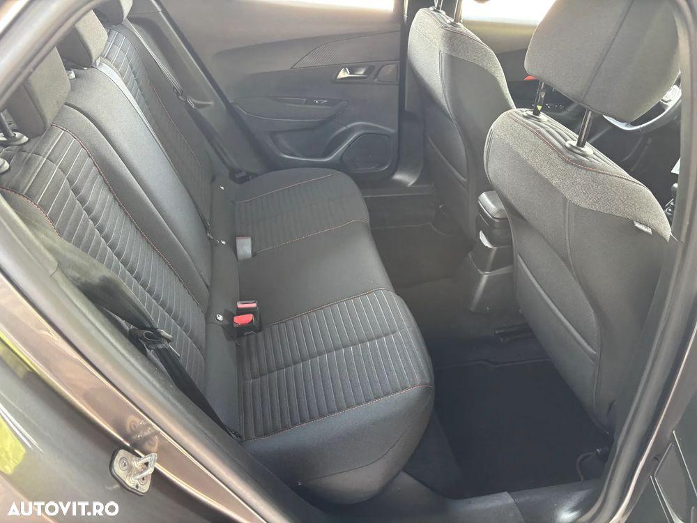 Peugeot 2008 BlueHDi 110 Active Pack - 30