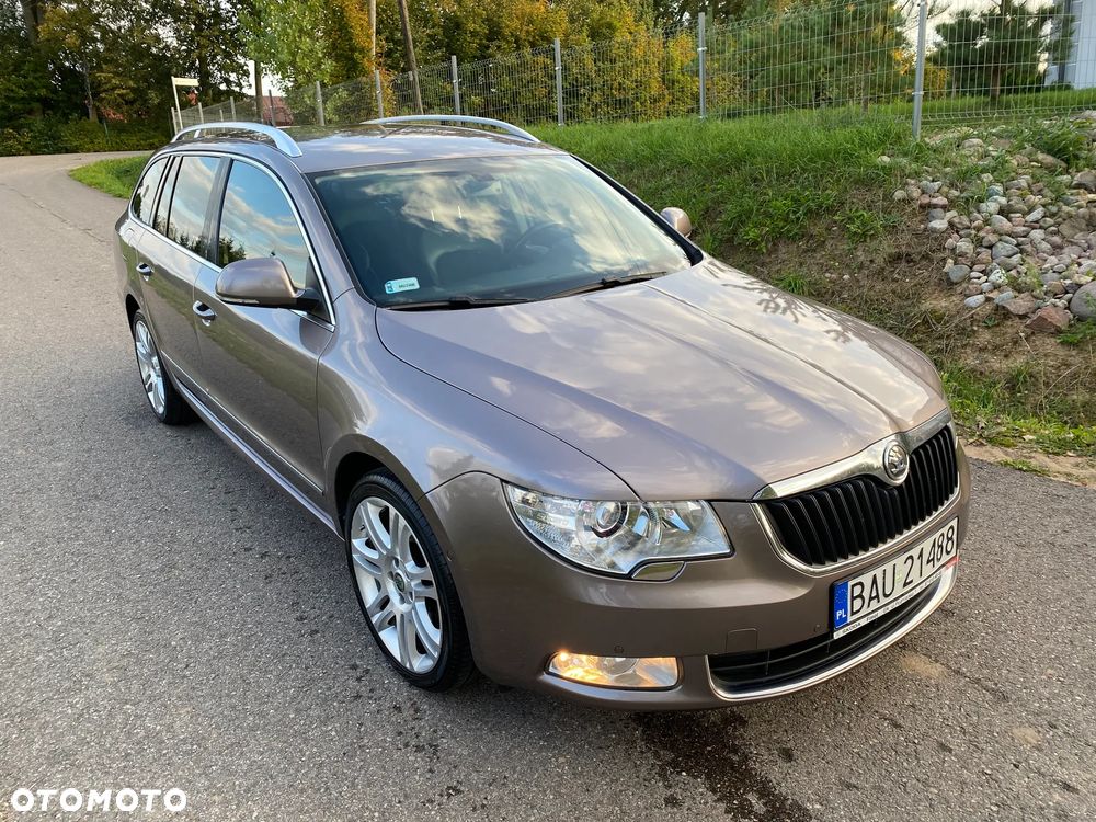 Skoda Superb 2.0 TDI Ambition DSG - 2