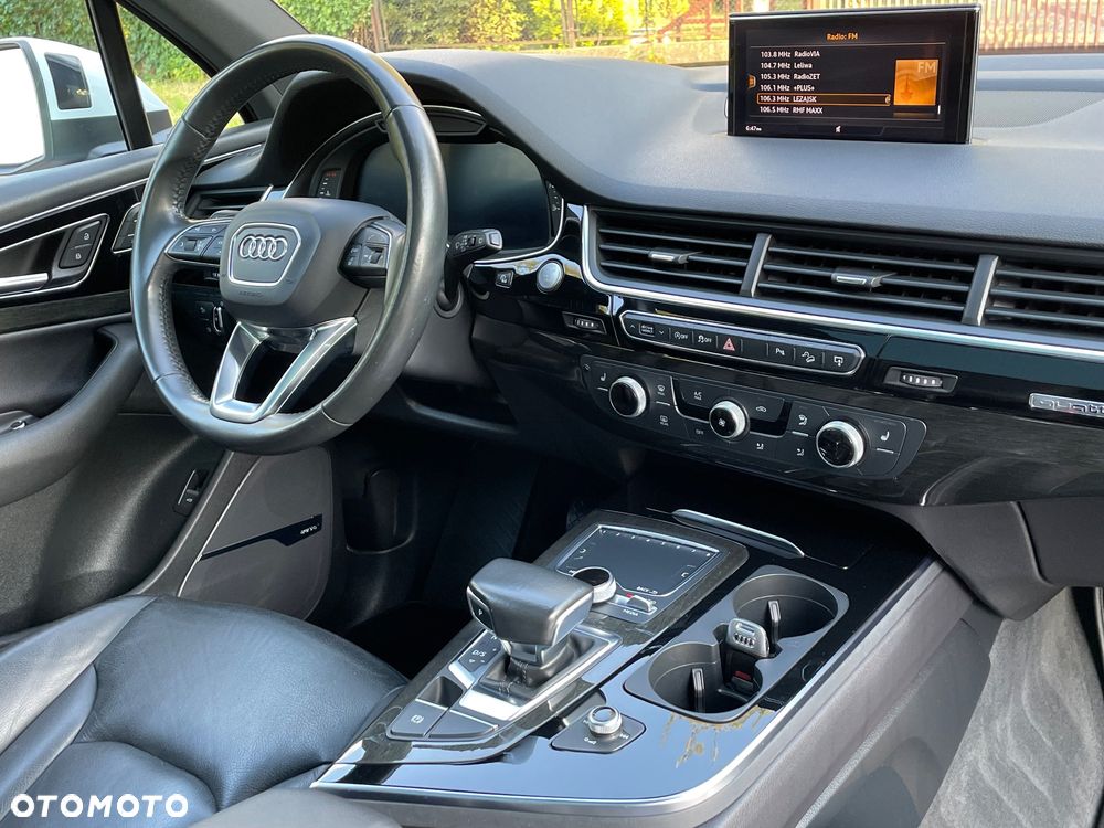 Audi Q7 55 TFSI quattro tiptronic - 10
