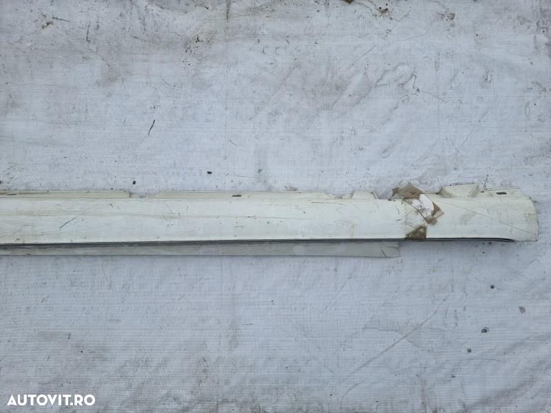 Prag stanga Mercedes C-Class (2015->) [W205] a2056900740 - 2