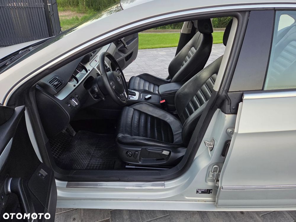 Volkswagen CC - 24