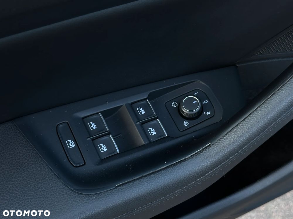 Volkswagen Passat - 17