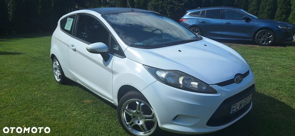 Ford Fiesta 1.4 TDCi Ambiente - 10