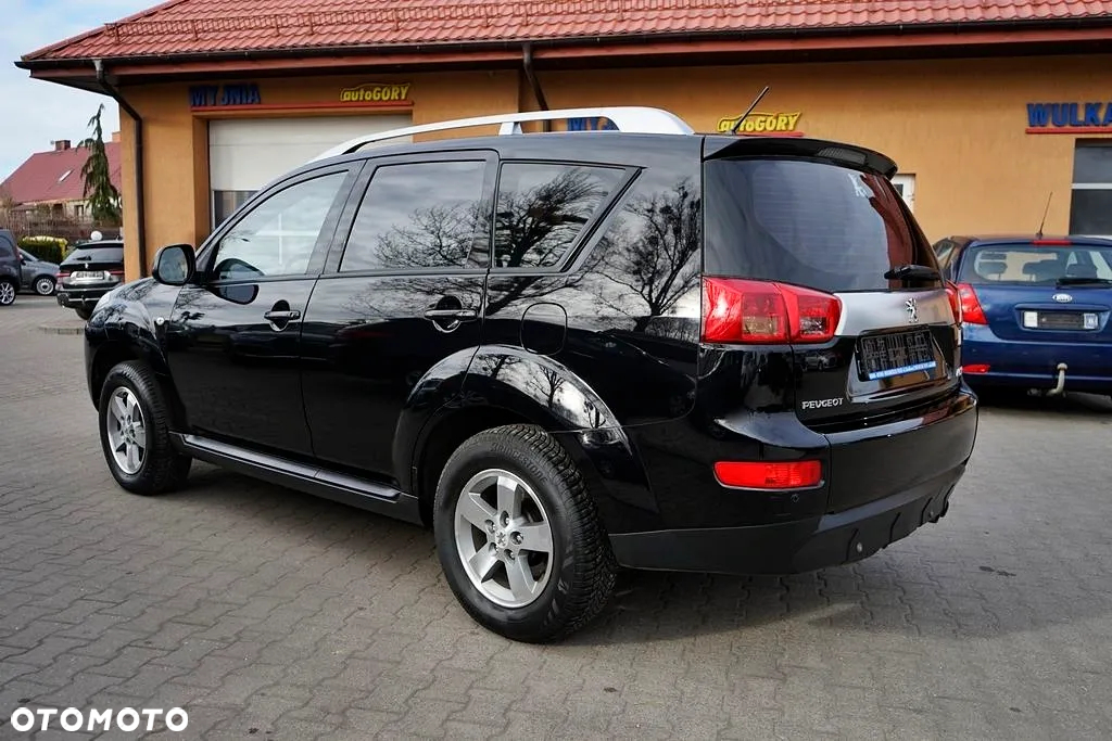 Peugeot 4007 - 5