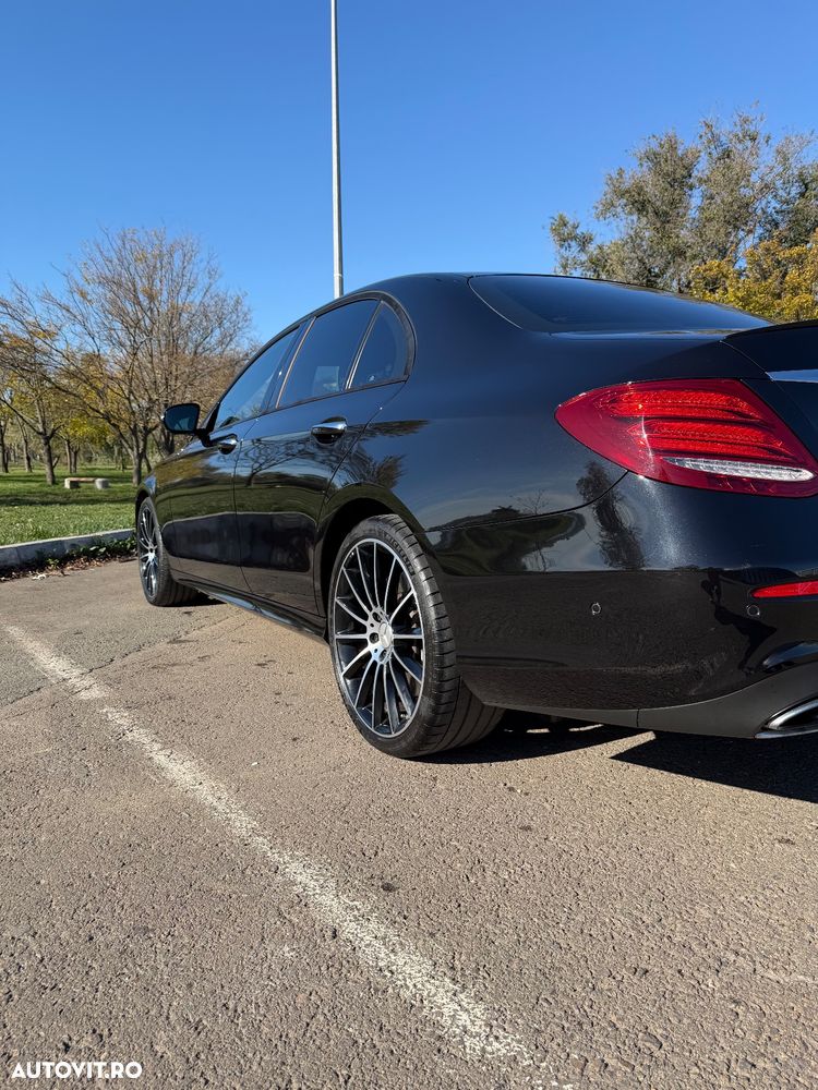 Mercedes-Benz E 43 AMG 4Matic 9G-TRONIC - 3