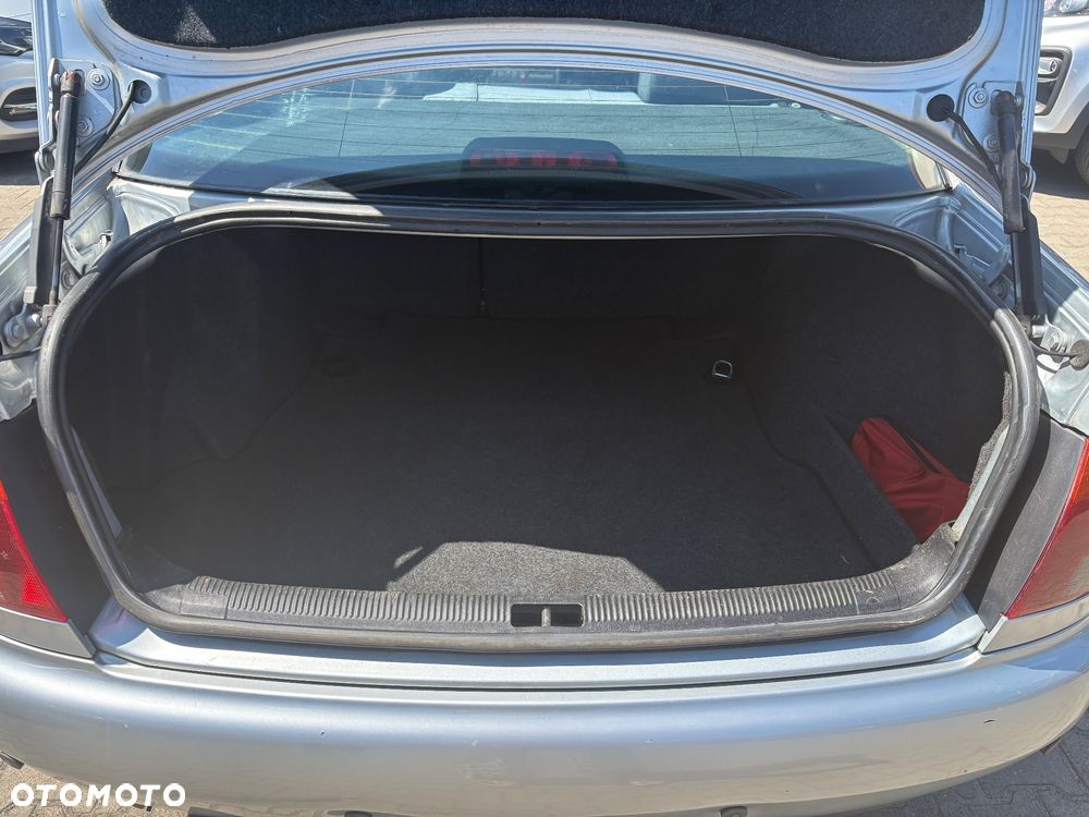 Audi A4 Limousine - 23