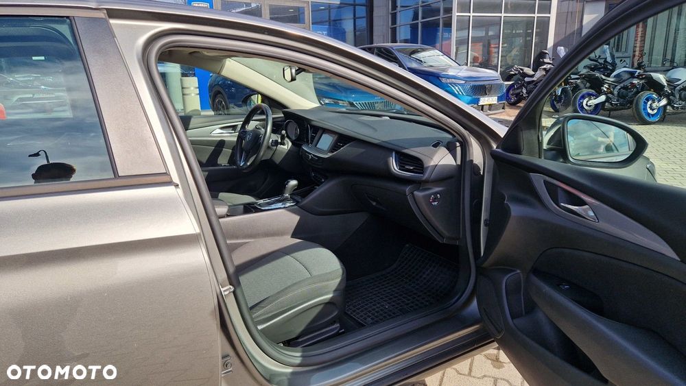Opel Insignia 1.5 T Enjoy S&S - 21