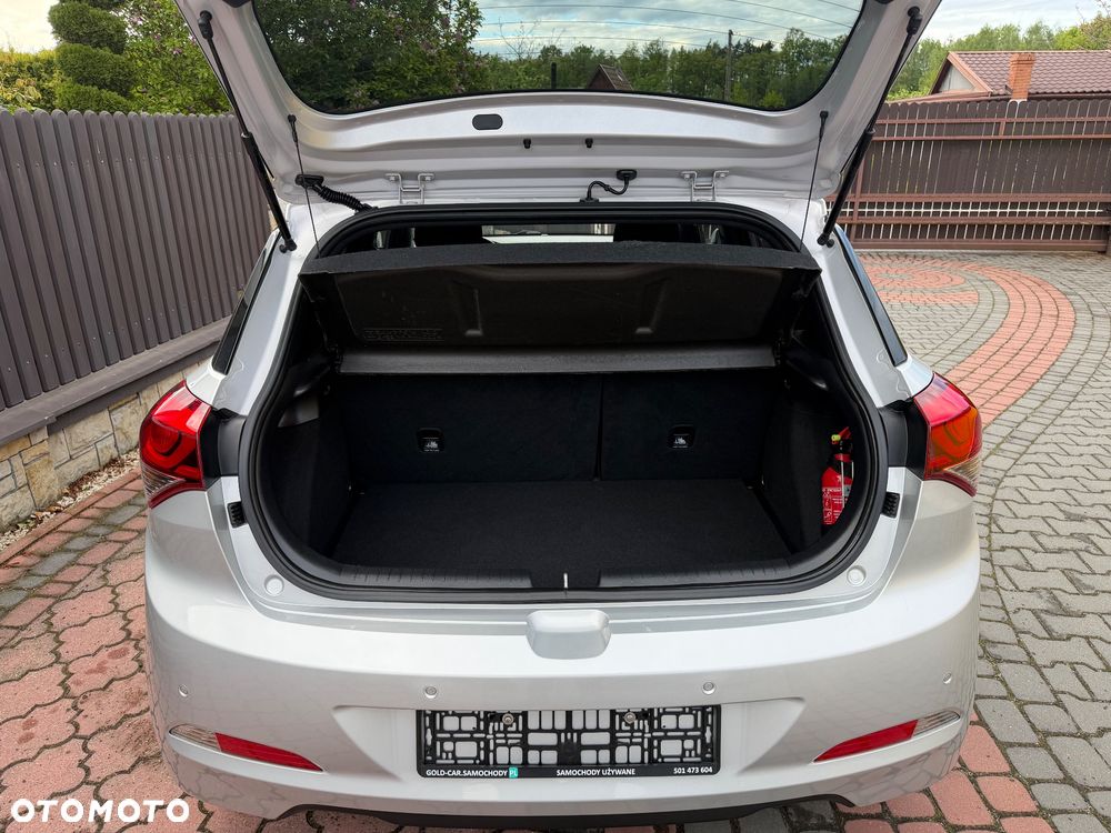 Hyundai i20 1.2 Passion Plus - 19
