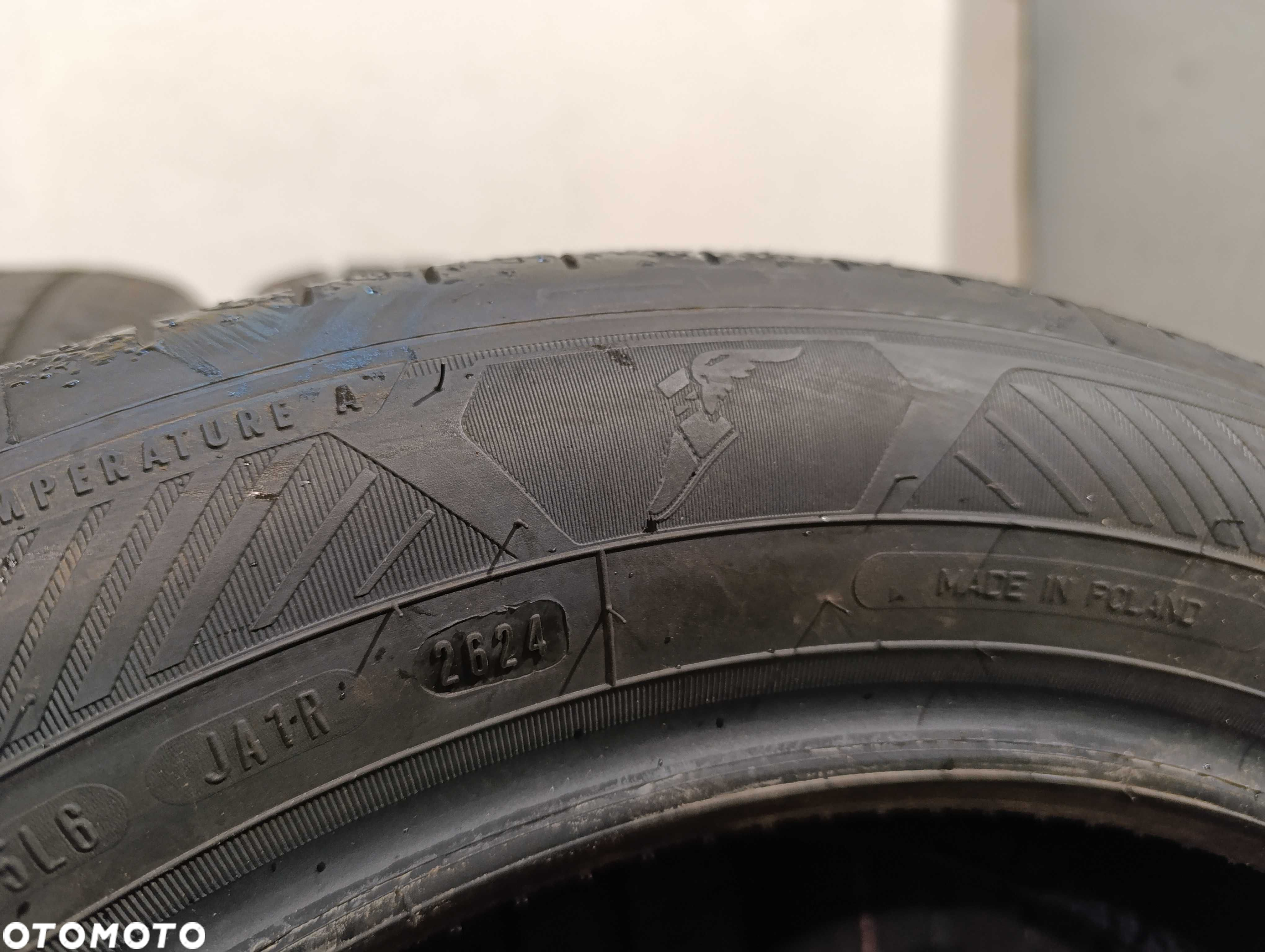 4x 175/65 R17 87H Goodyear Efficient Grip Performance2 2024 7,6mm DEMO - 6