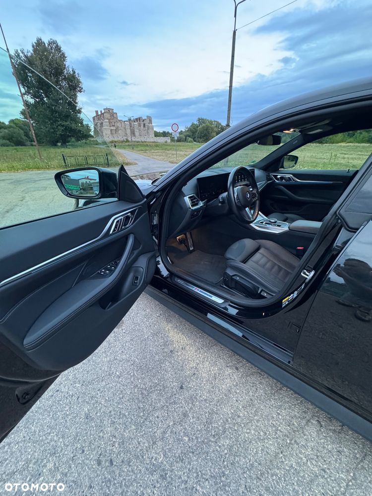 BMW i4 70.3kWh eDrive 35 M Sport - 11