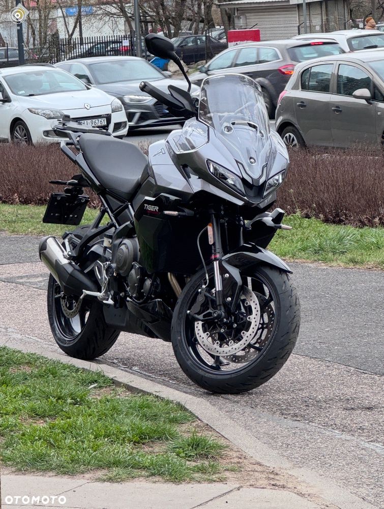 Triumph Tiger - 2
