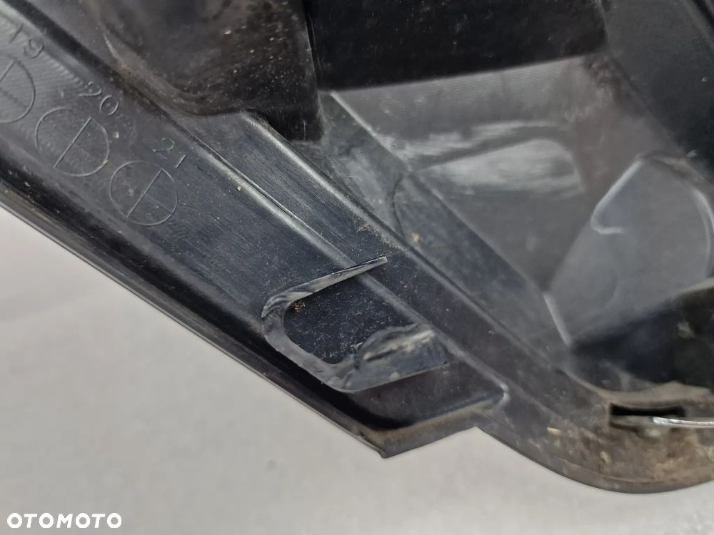 NISSAN X-TRAIL / ROGUE T32 LIFT 17- ATRAPA / GRILL PRZEDNI PRZÓD , NR 623106FR0C , NR AUKCJI GR358 - 15