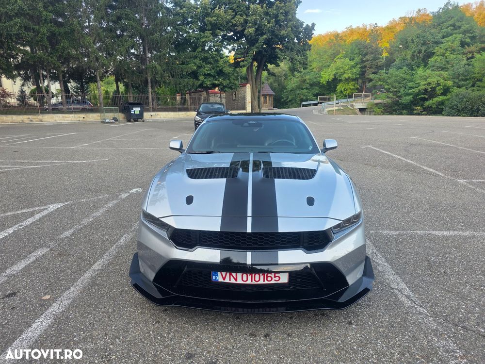 Ford Mustang - 3