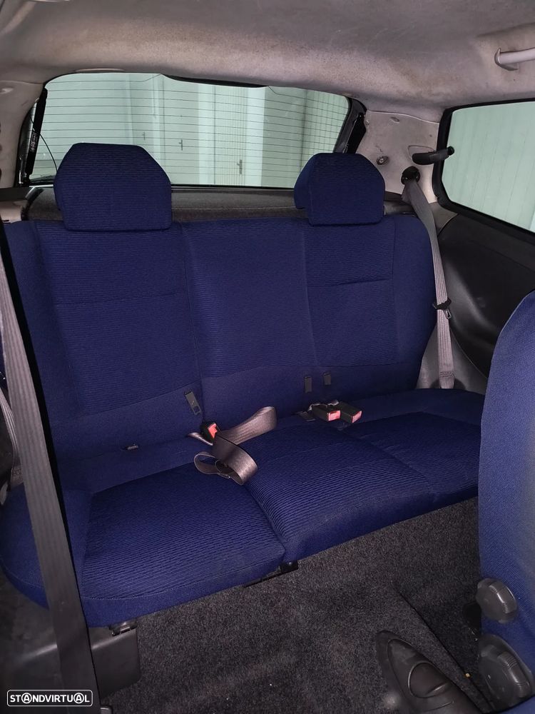 Fiat Punto 1.2 16V ELX - 10