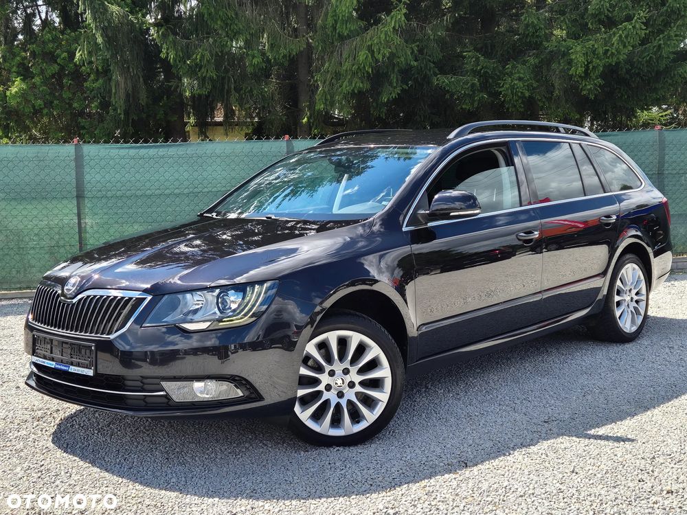 Skoda Superb 2.0 TDI DSG Elegance - 11