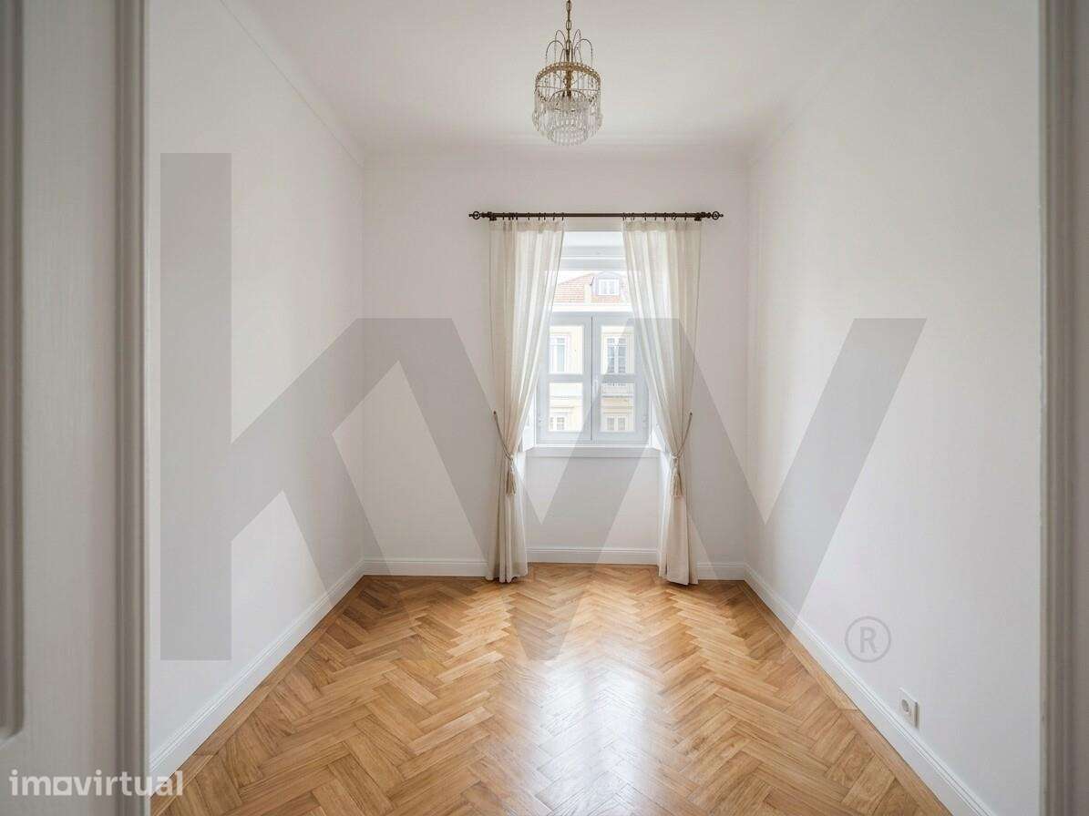 Apartamento para Remodelação | Beato, Lisboa
