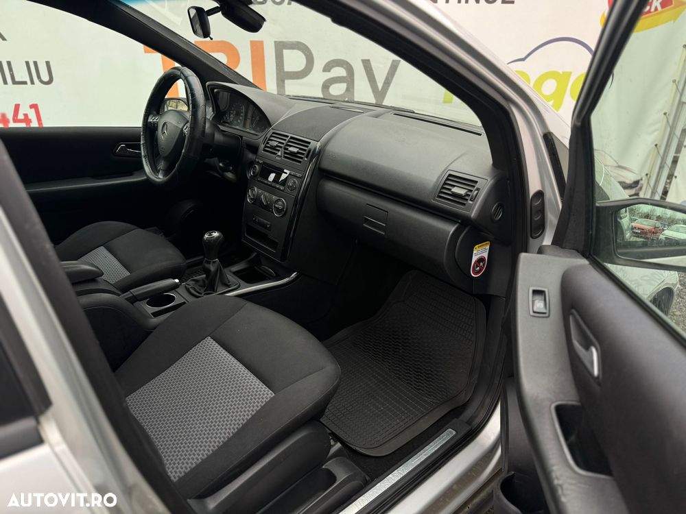 Mercedes-Benz A 170 - 36