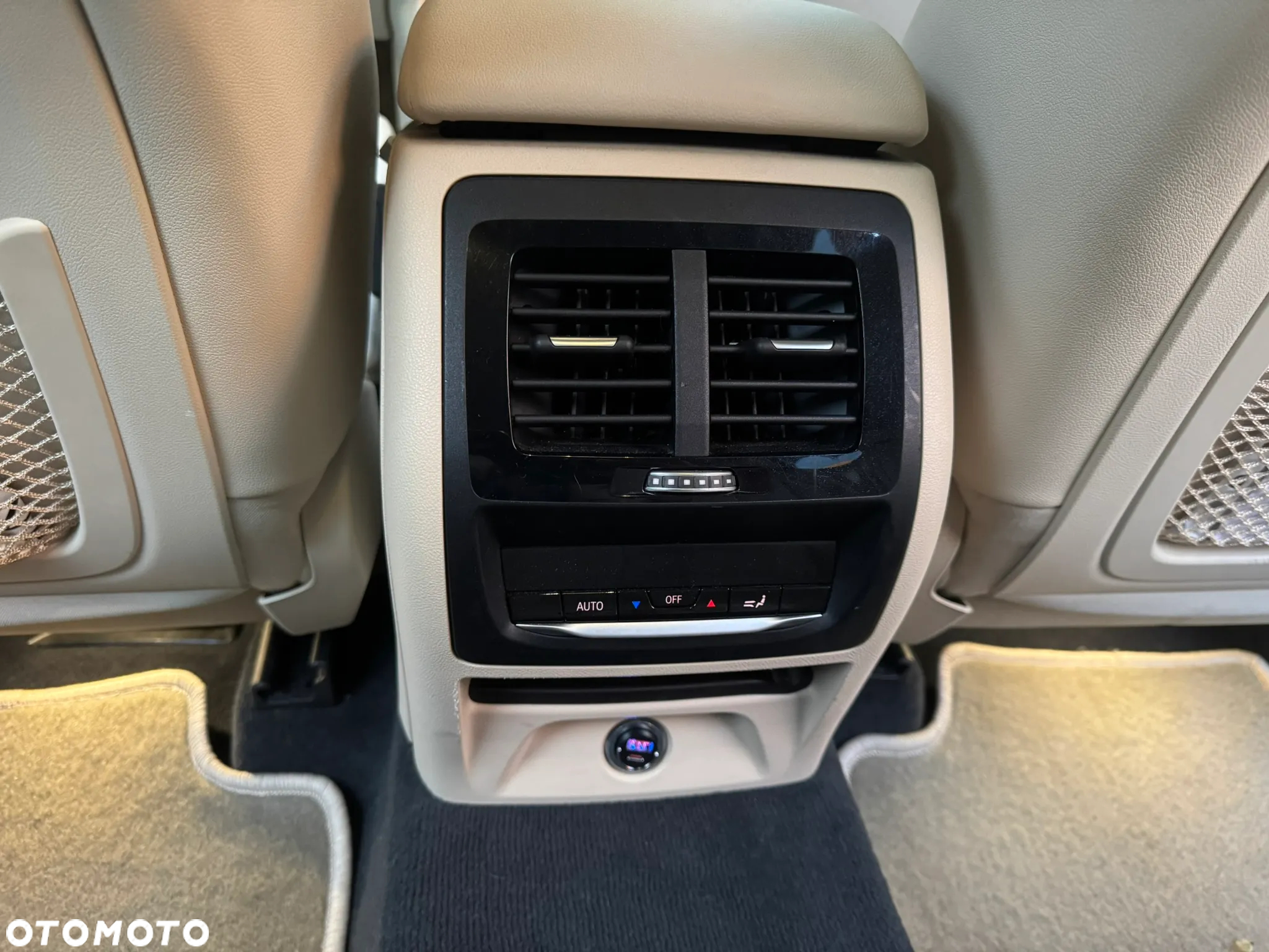 BMW X3 xDrive20i - 12