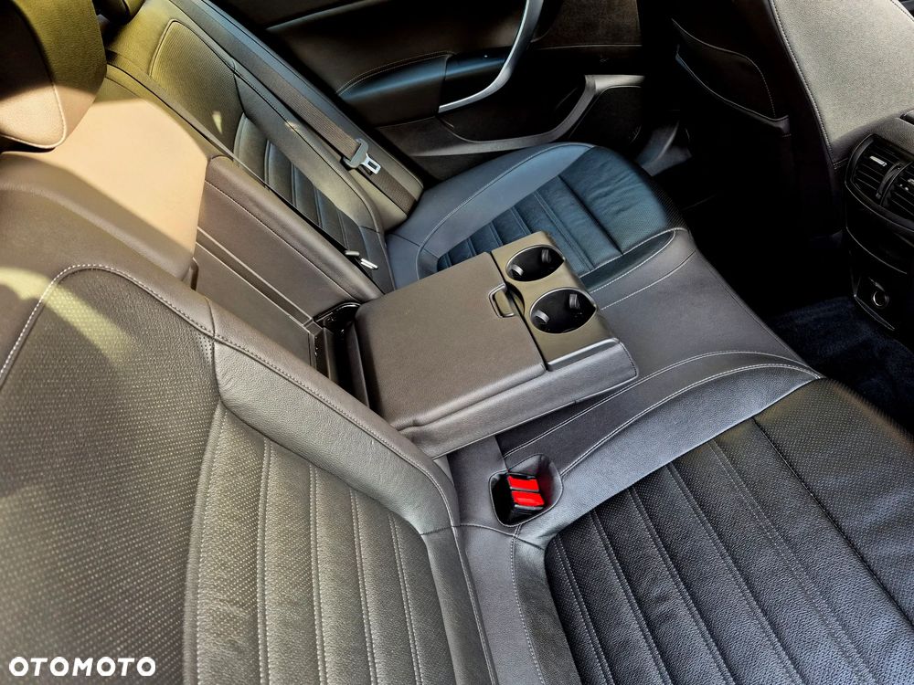 Opel Insignia - 17