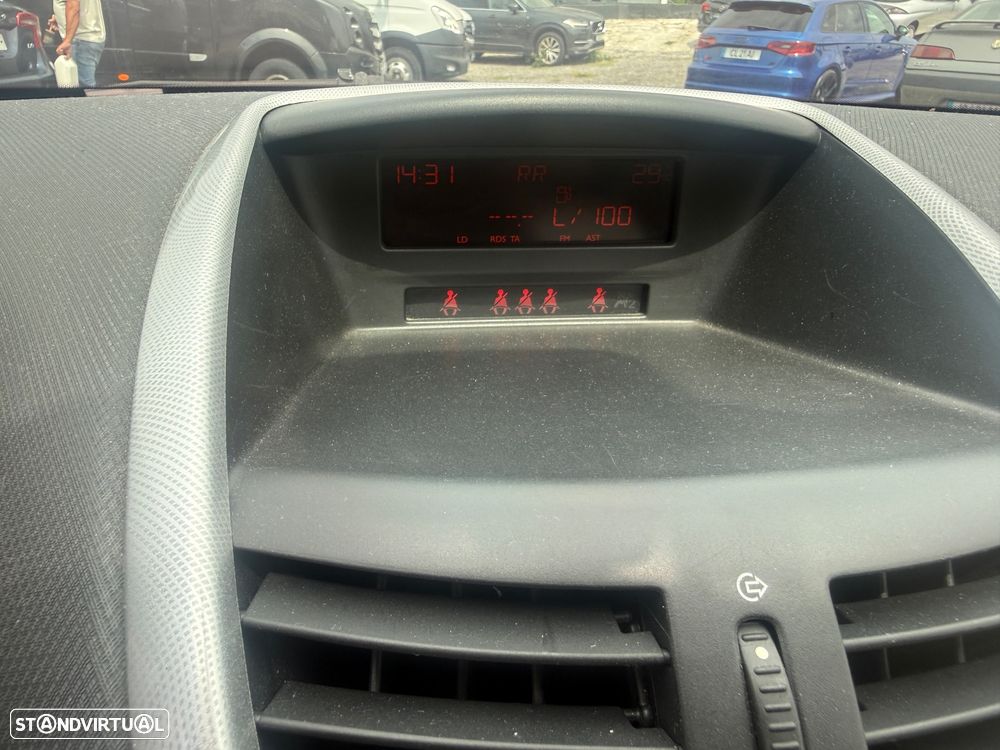 Peugeot 207 SW 1.4 Sport - 24