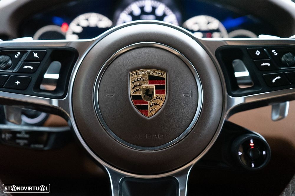 Porsche Cayenne Coupé E-Hybrid - 44