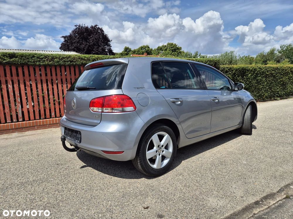 Volkswagen Golf 1.2 TSI Team - 9