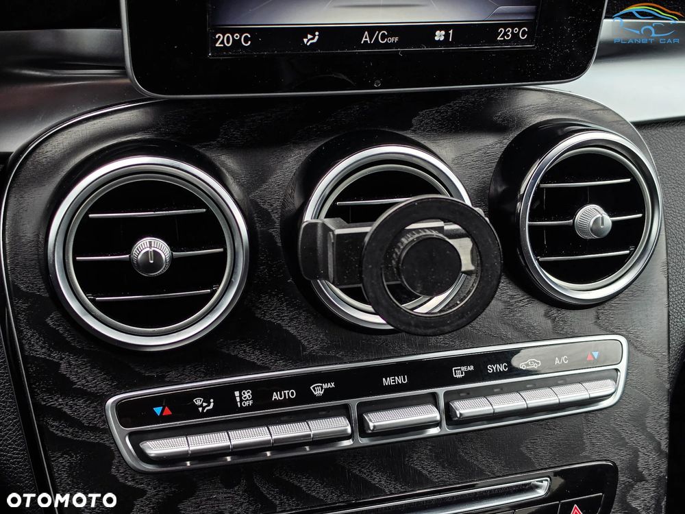 Mercedes-Benz GLC 220 d 4Matic 9G-TRONIC - 32