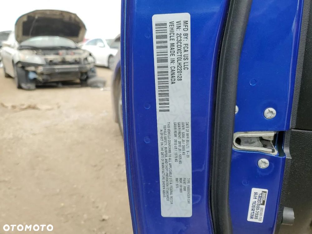 Dodge Charger 5.7 R/T - 12