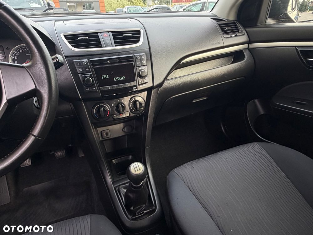 Suzuki Swift 1.2 4x4 Club - 23