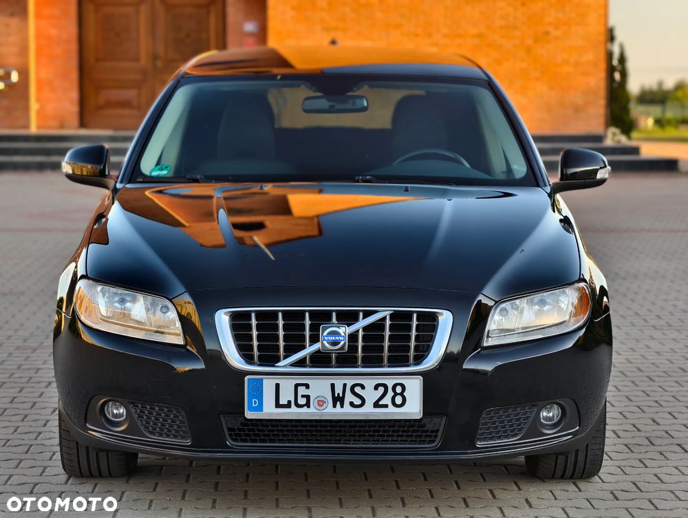 Volvo V70 2.0D Momentum - 25