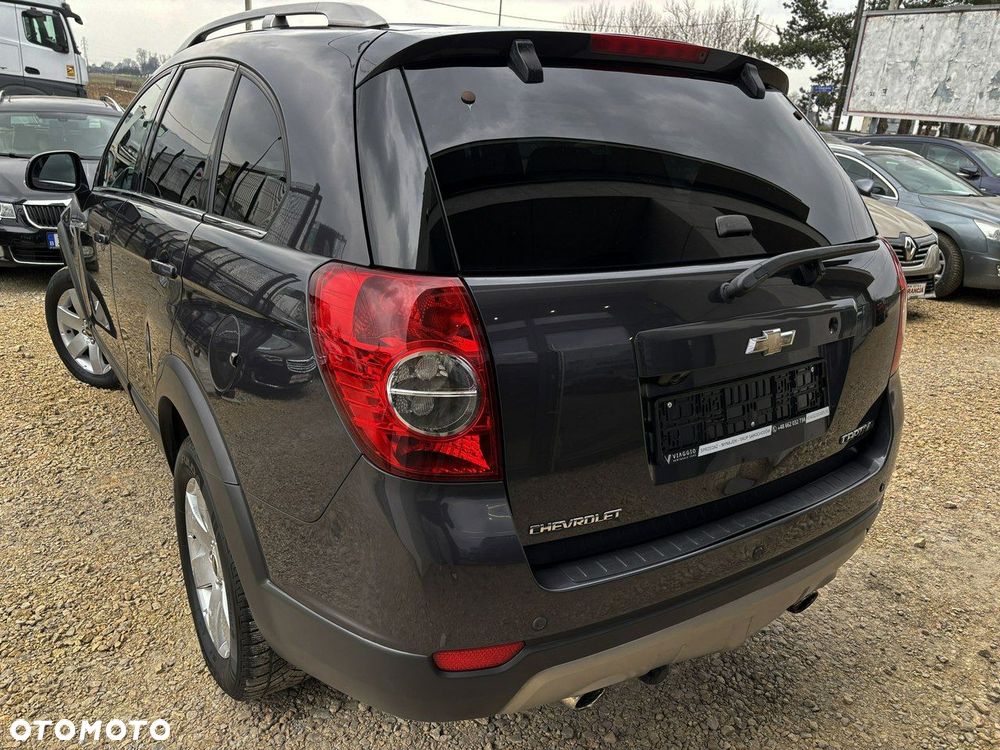 Chevrolet Captiva 2.2 2WD LT+ - 4