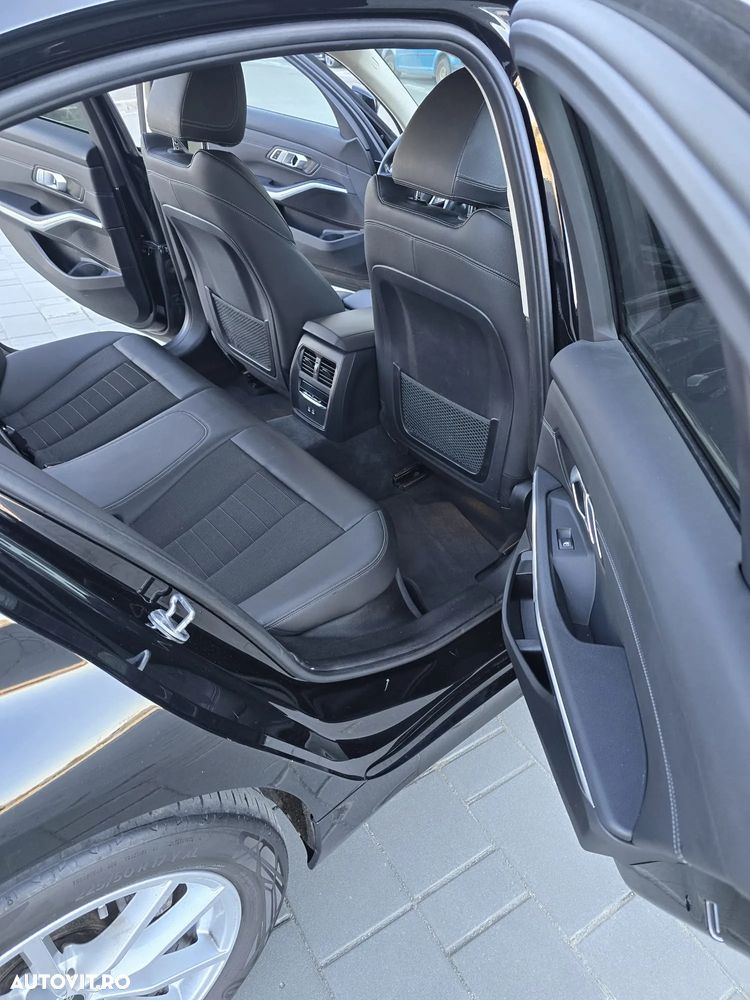 BMW Seria 3 318d Aut. - 10