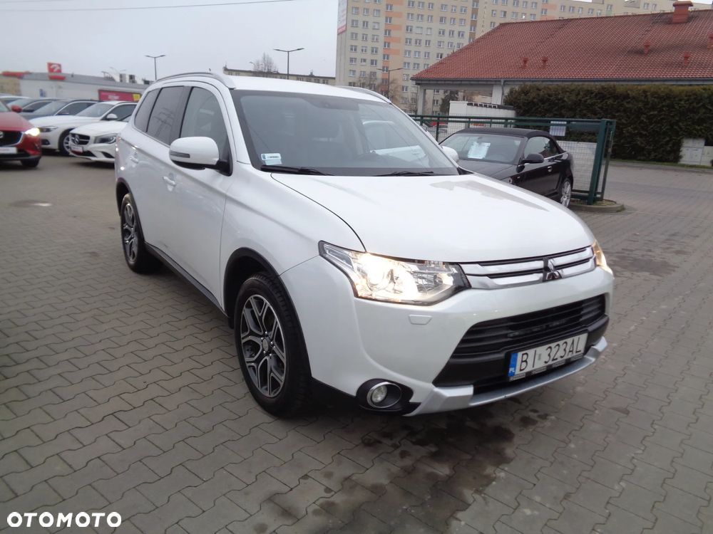 Mitsubishi Outlander 2.0 Intense Comfort 4WD CVT - 4