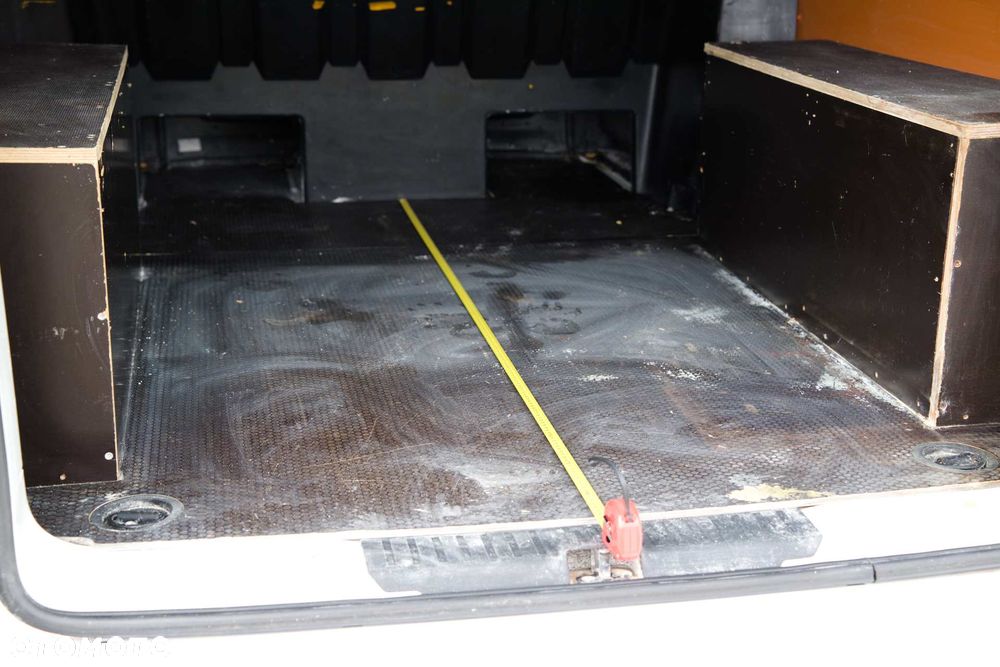 Volkswagen Transporter DSG Lang Plus Comfortline - 13