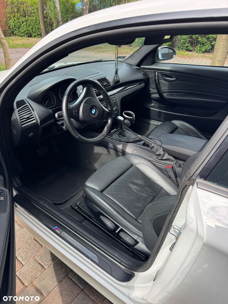 BMW Seria 1 120d - 8