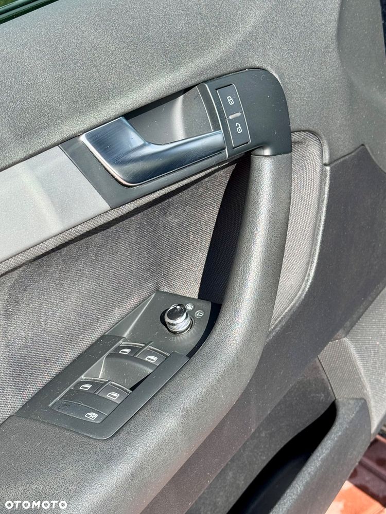 Audi A3 Sportback 1.4 TFSI Ambition - 24