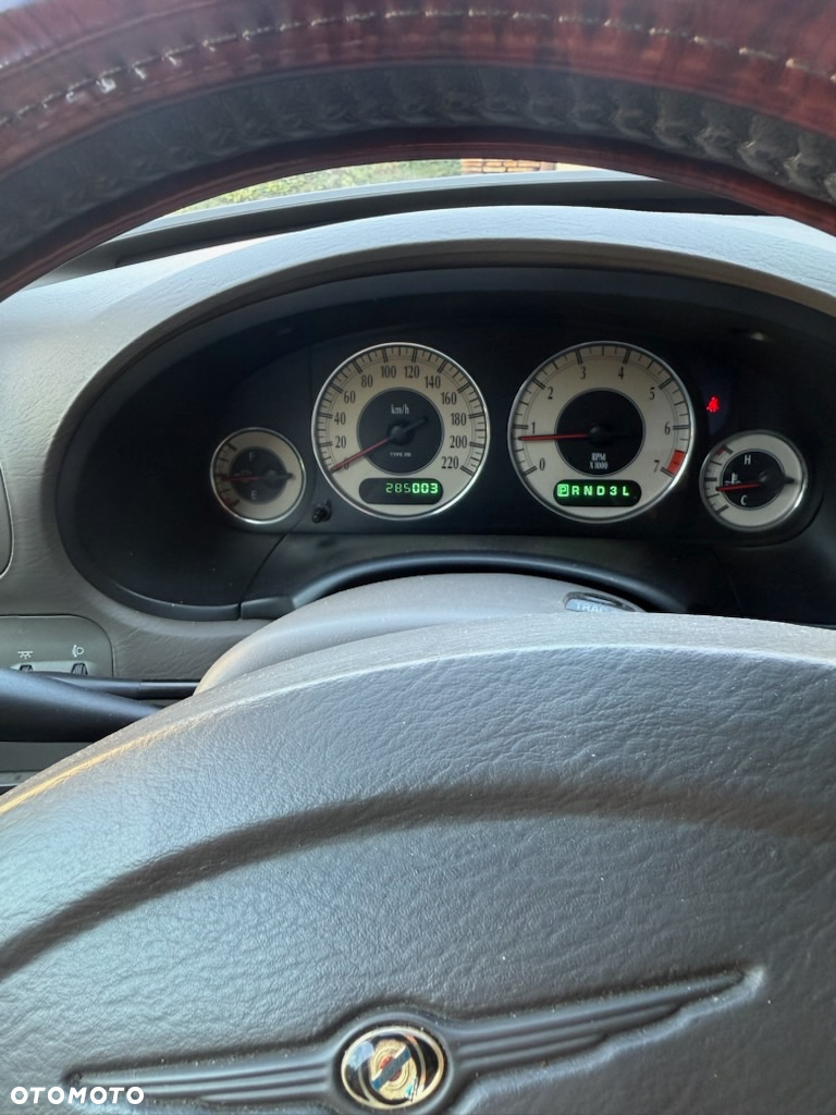 Chrysler Grand Voyager 3.3L Limited - 5