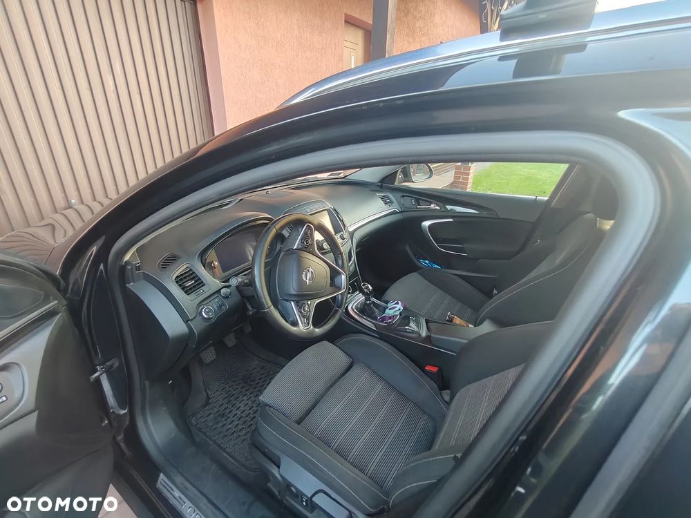 Opel Insignia - 2