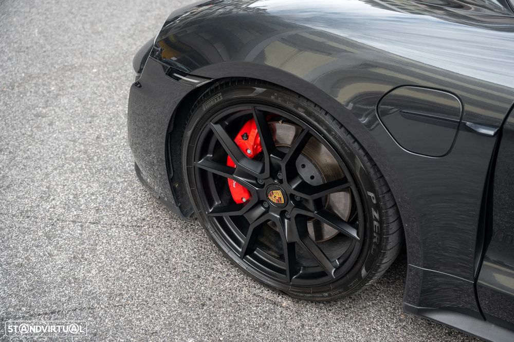 Porsche Taycan Sport Turismo GTS - 4