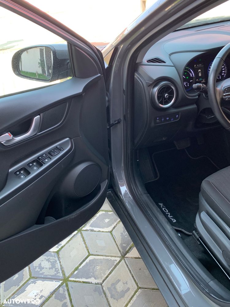 Hyundai KONA 1.6 GDI 141 CP 2WD 6DCT HEV Premium - 15