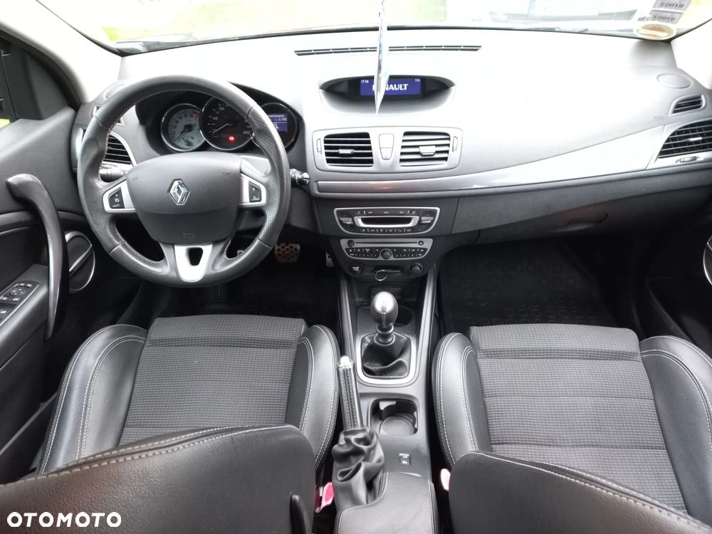 Renault Megane TCe 180 GT - 8