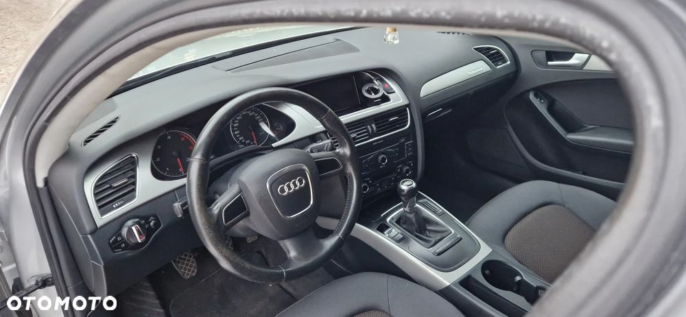 Audi A4 Allroad - 16