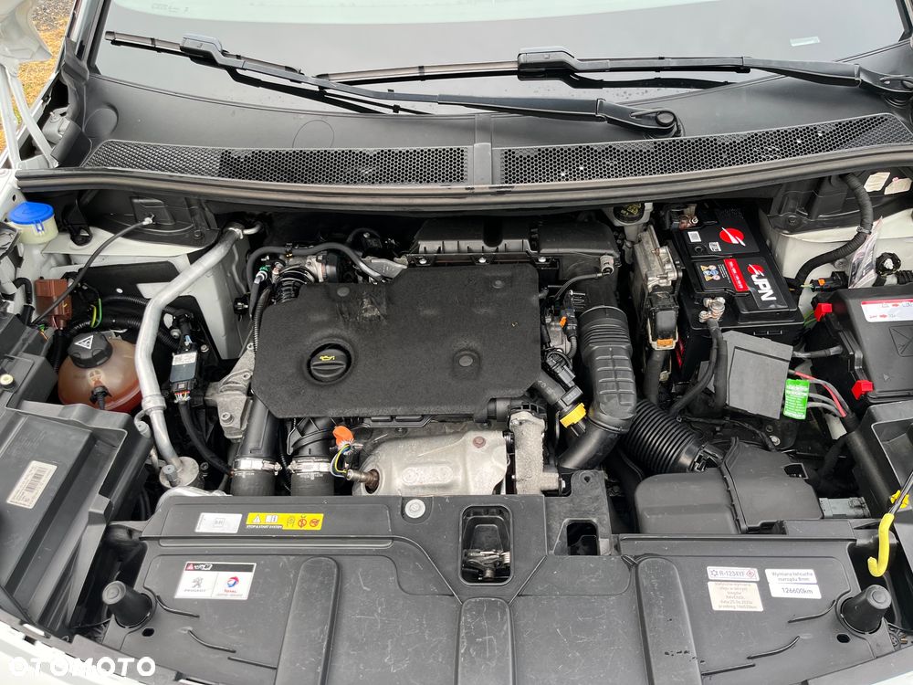 Peugeot 5008 1.5 BlueHDi GT S&S EAT8 - 25
