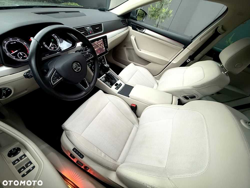 Skoda Superb 2.0 TSI 4x4 Scout DSG - 11
