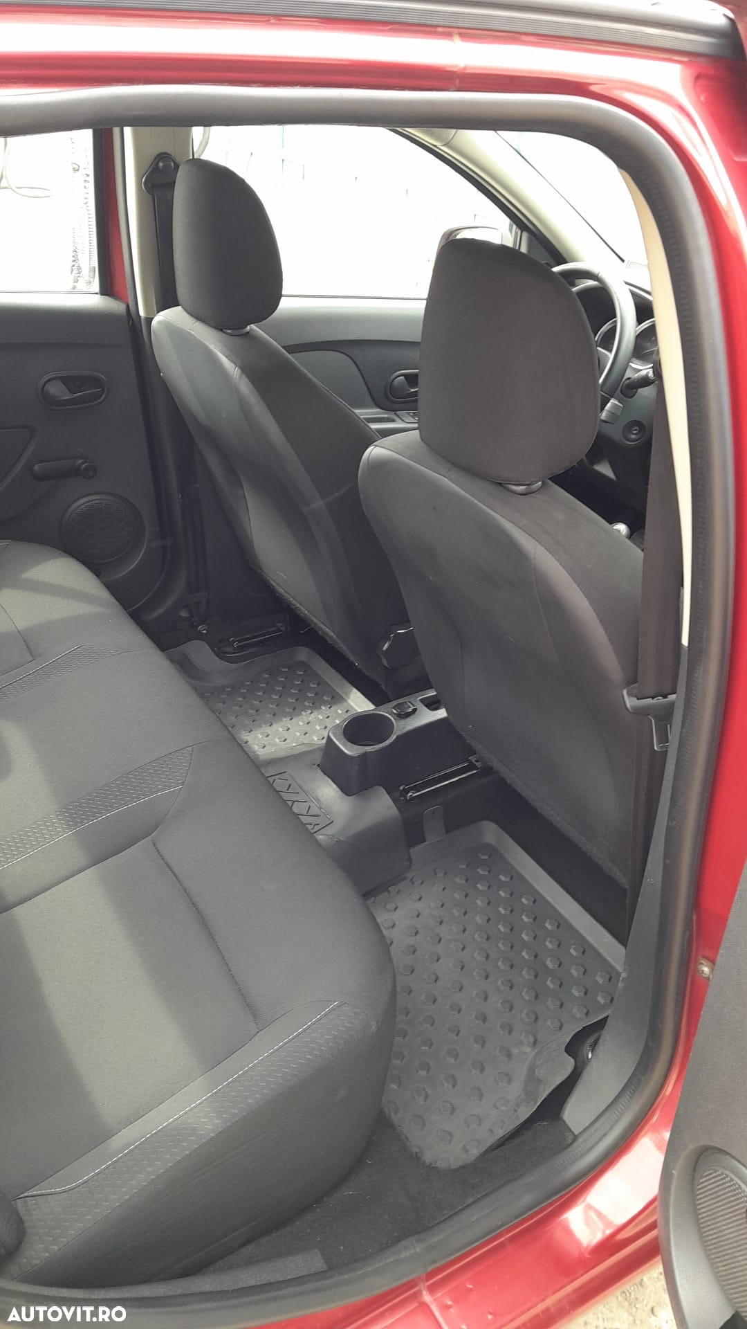 Dacia Logan - 8