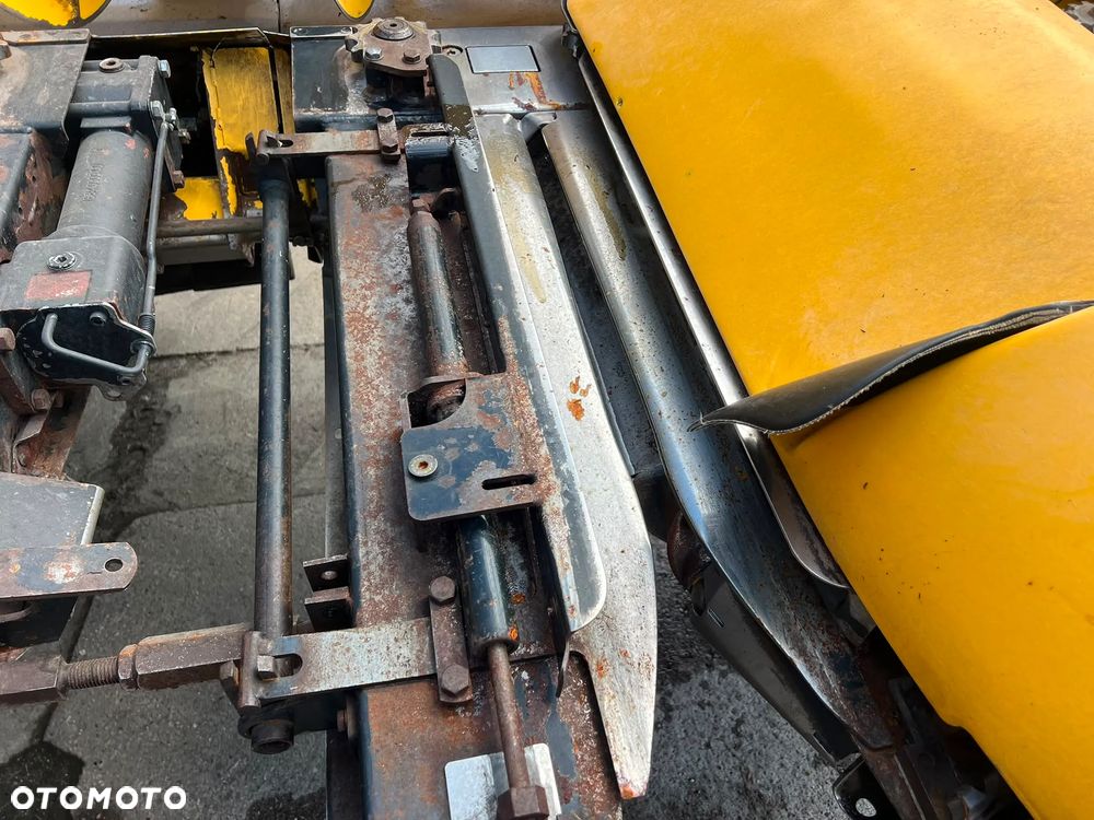 New Holland MF875W - 10
