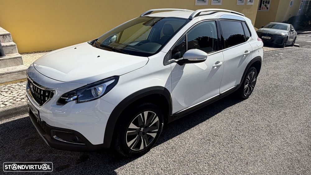 Peugeot 2008 1.2 PureTech Allure Pack - 1