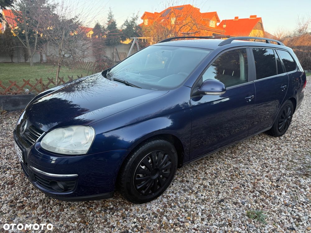 Volkswagen Golf 1.9 TDI DPF Trendline BlueMotion - 29