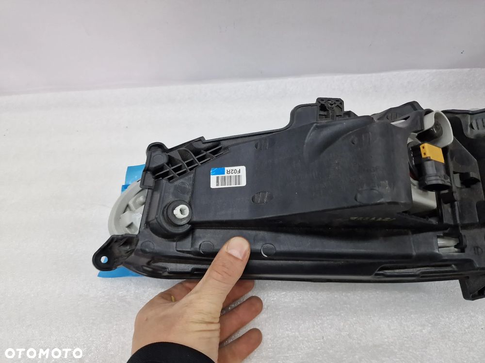 HYUNDAI SANTA FE 3 III LIFT 15- PRAWY LED HALOGEN / DRL PRZEDNI PRZÓD , NR 92202-2W , NR AUKCJI LMT169 - 6